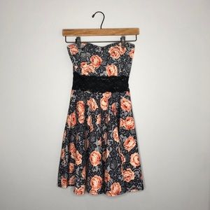 Cut-out Strapless Mini